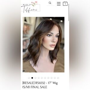 Elegant Brown Wavy Hair Wig